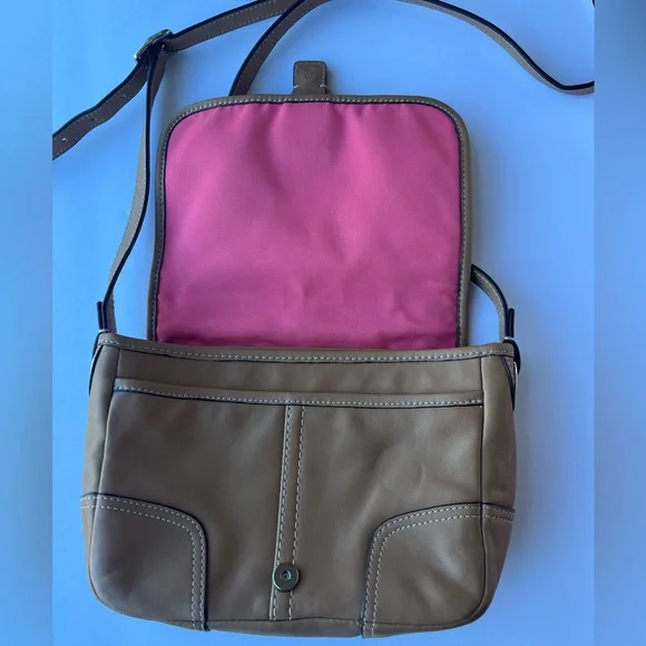 COACH Hadley Leather field Flap Crossbody Shoulder Bag F29763 - Picture 7 of 15